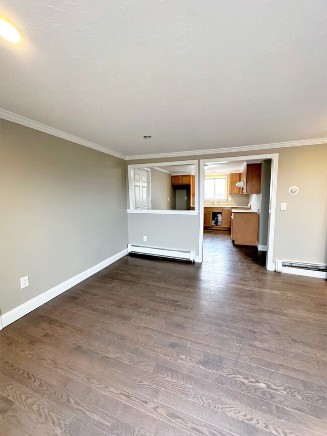 Building Photo - 51 Plover Rd