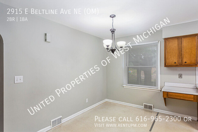 Building Photo - Available Now | Cozy 2 Bedroom, 1 Bath Hom...