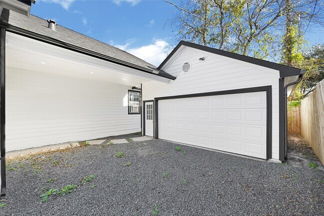 Foto del edificio - 1412 Northwood St