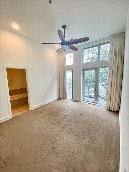 Foto del edificio - 3311 Yupon St