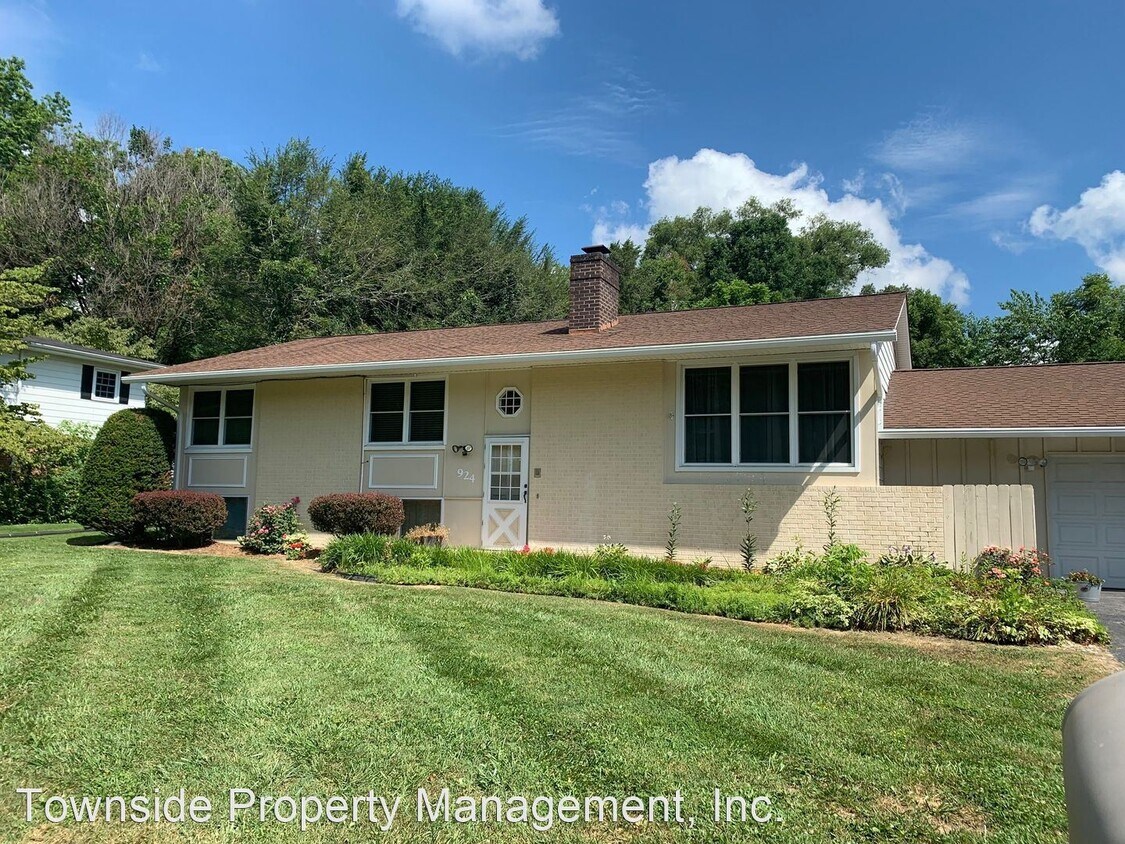 Primary Photo - 5 br, 3 bath House - 924 McBryde Lane