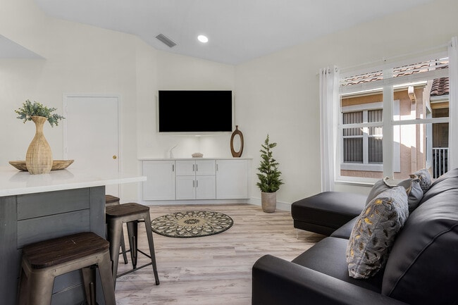Building Photo - 9965 Perfect Dr