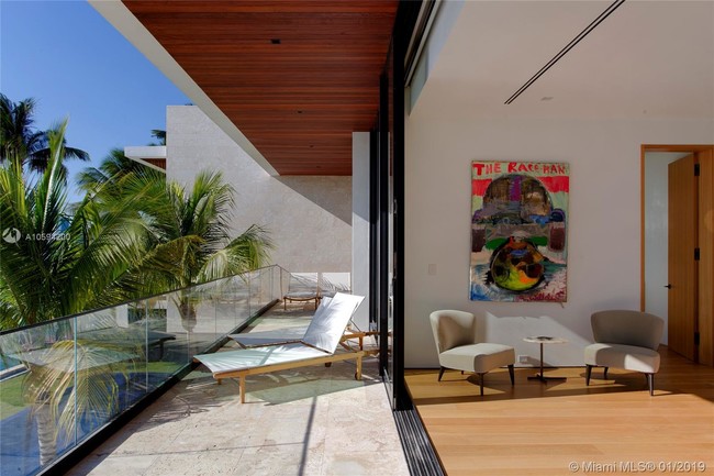 Building Photo - 428 S Hibiscus Dr