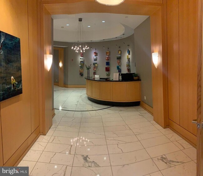 Building Photo - 155 Potomac Passage
