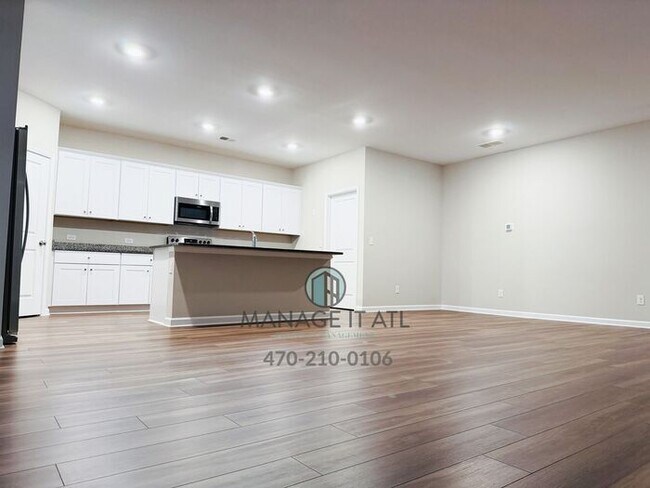 Building Photo - Beautiful 5 Bedroom House for rent in Pend...