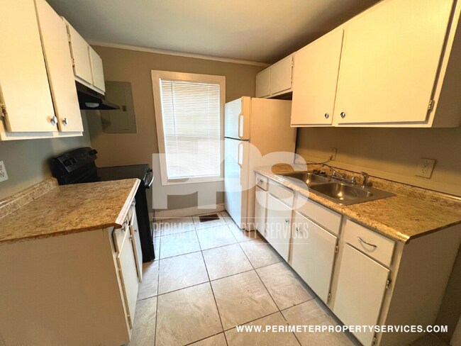Building Photo - 158 Stanhope Cir NW