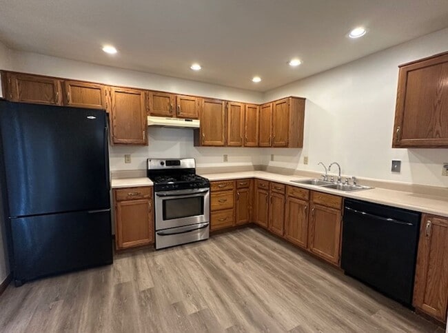 Building Photo - 2160 Galaxy Dr