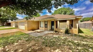 Building Photo - 6814 Hyden Ave