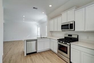 Building Photo - 18916 Caney Frst Dr