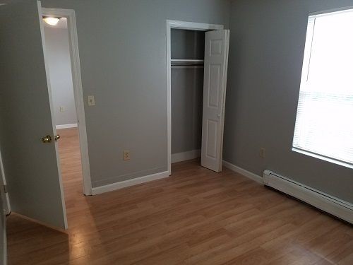 Building Photo - 1450-3Bed/1Bath in downtown Nashuat