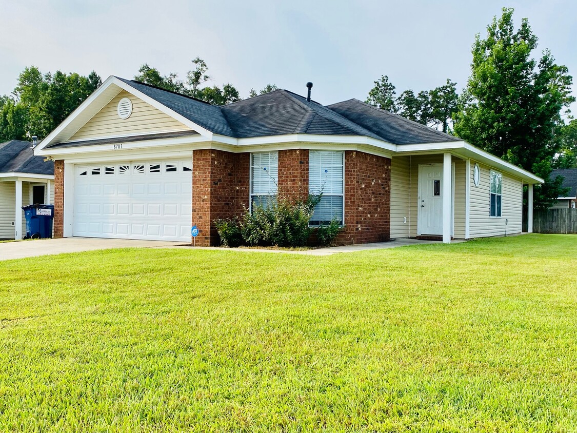 Primary Photo - 8701 Hamilton Bridges Dr W