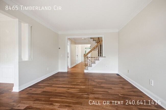 Foto del edificio - 8465 Timberland Cir
