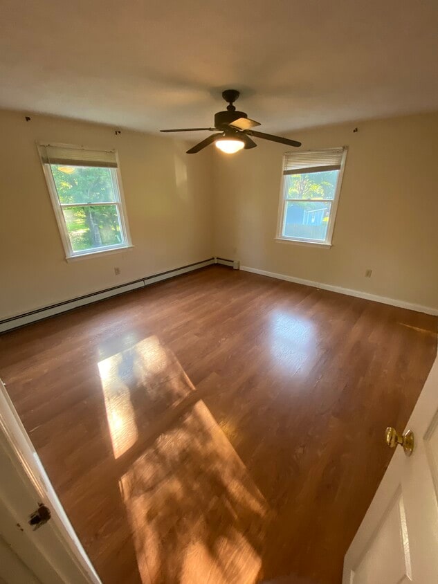 18 Grove St Unit 18, Plainville, MA 02762 Condo for Rent in