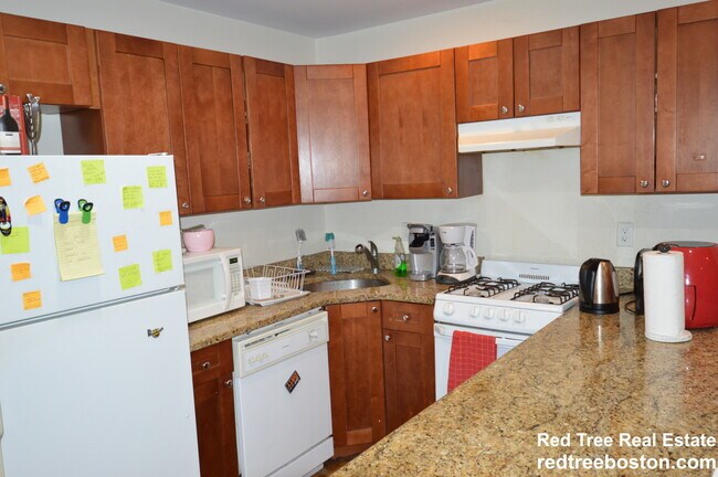 Photo - 62 Egmont St. Unit 6 Apartment