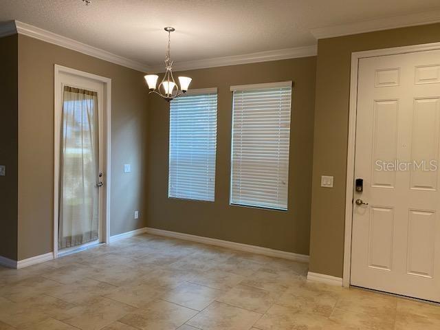 Foto del edificio - 572 Merry Brook Cir