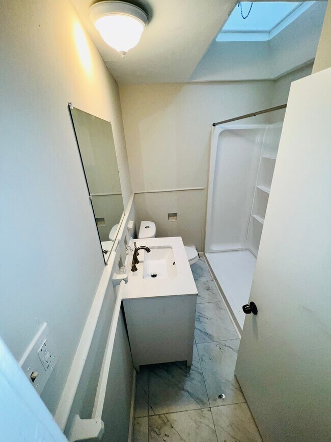 Foto del edificio - 3BR in Mt. Airy/Germantown Area