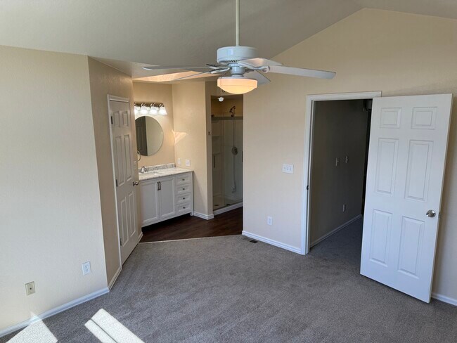 Foto del edificio - 11483 Knox Ct