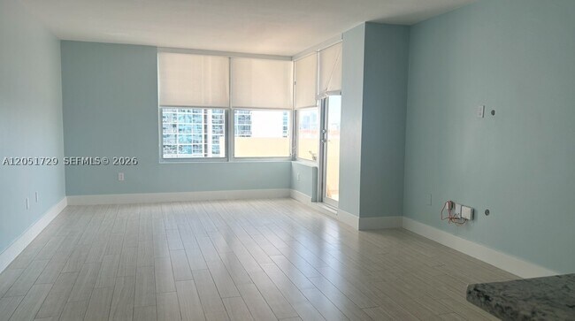 Foto del edificio - 2899 Collins Ave