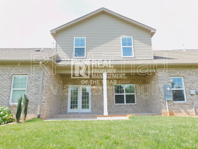 Building Photo - 6826 Magnolia Pk Ct