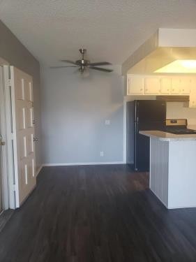 Building Photo - Sunset Cove Apartments
