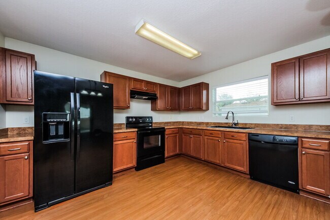 Foto del edificio - 2930 Breezy Meadow Rd
