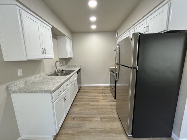 2x1 Downstairs Remodel - Cedar Apartments
