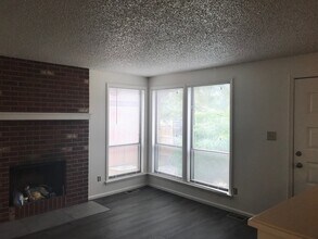 Building Photo - 1732 Cambridge Dr