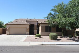 Building Photo - 7461 W Lariat Ln