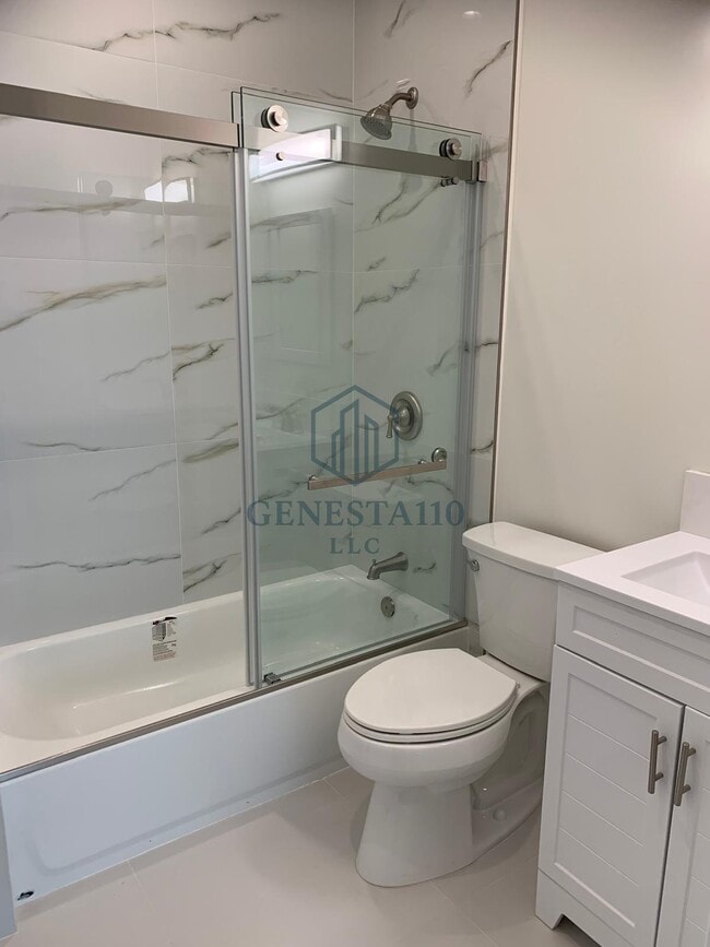 Building Photo - 11040 Genesta Ave