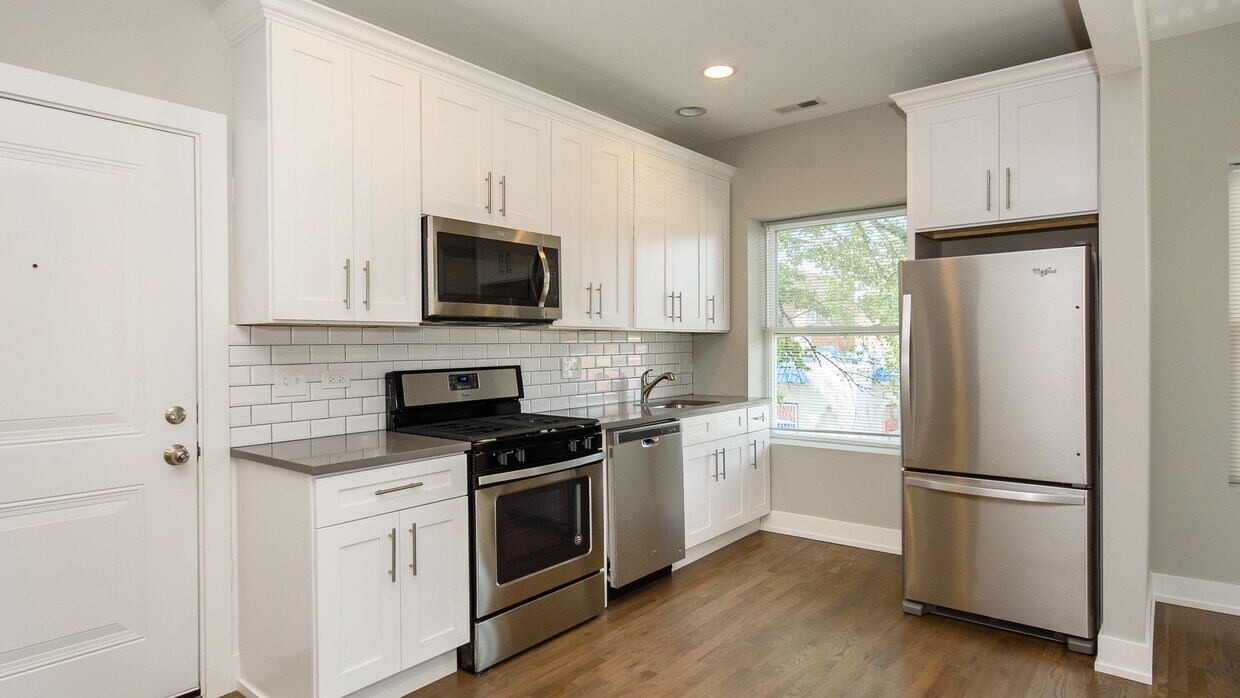 Foto principal - 4755 N Leavitt St