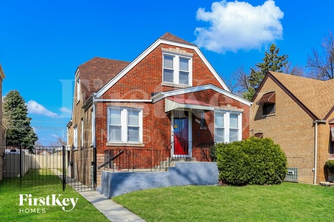 Foto del edificio - 8106 S Maplewood Ave