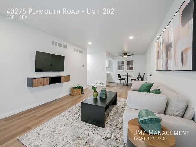 Building Photo - 40275 Plymouth Rd