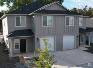 Building Photo - 2350-2352 Herbert Pl