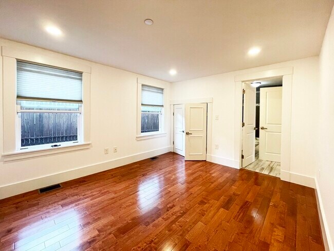 Foto del edificio - 2 Auburn Ave