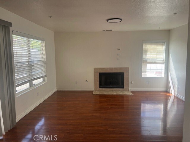 Building Photo - 1808 Cave St