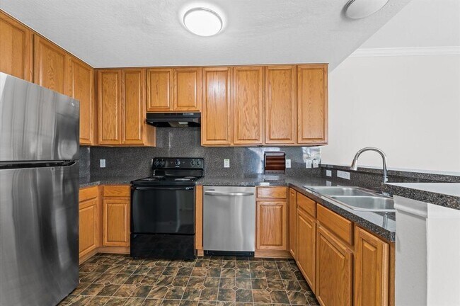 Foto del edificio - 3826 Shire Valley Dr