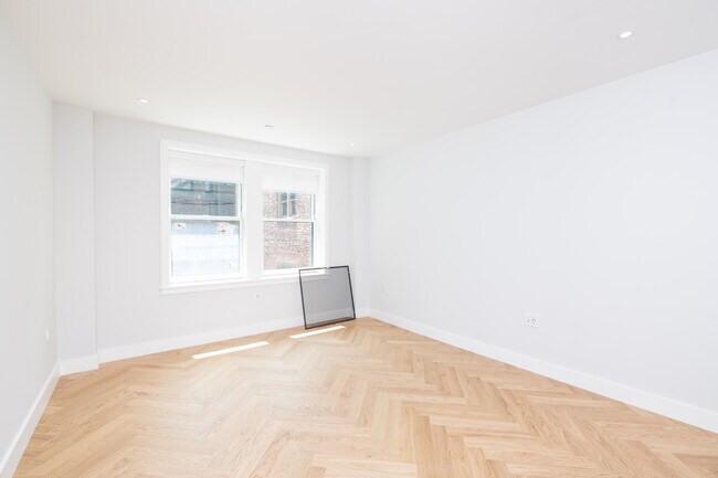 Foto del edificio - 12 Commonwealth Ave