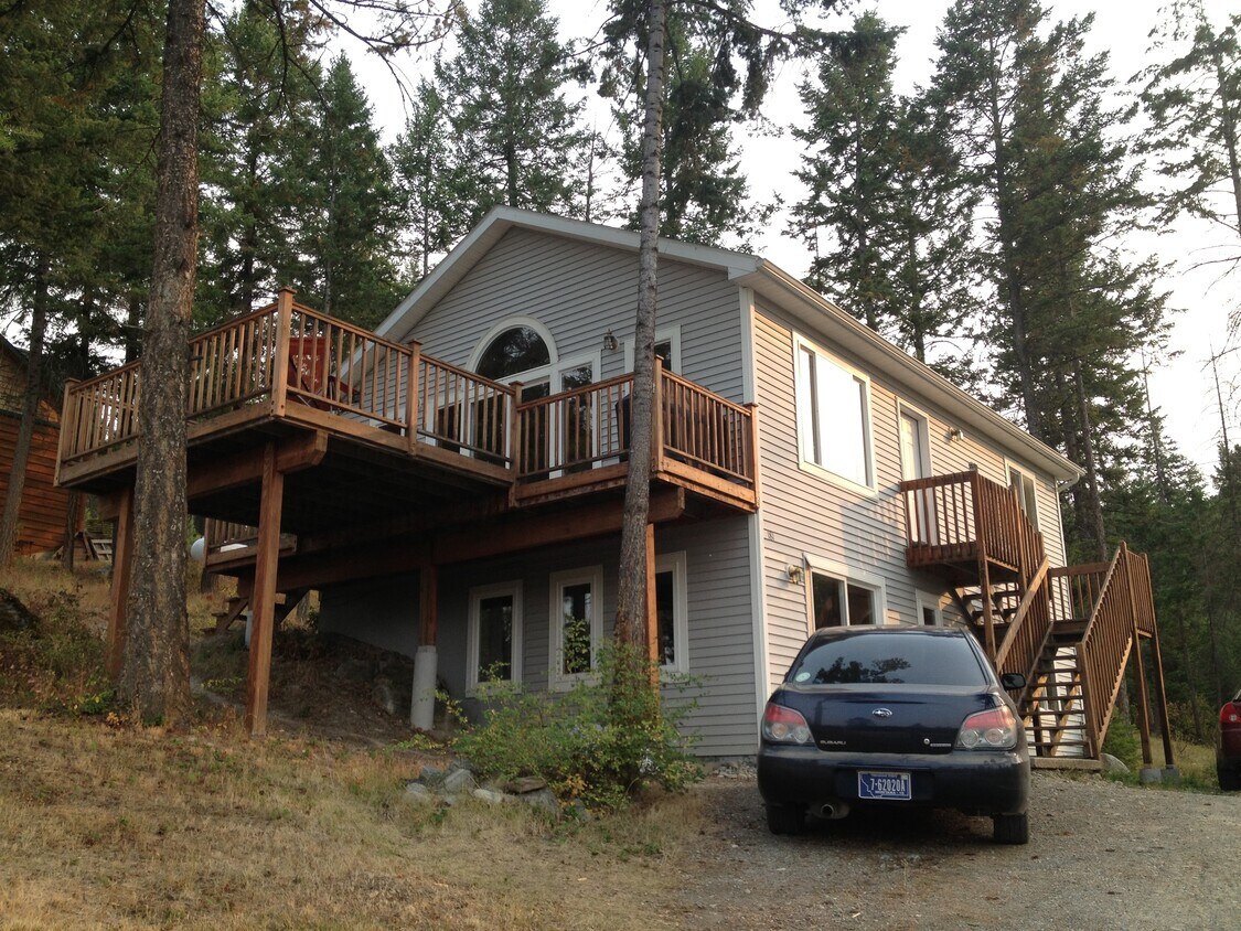 181 Tamarack Woods Dr, Lakeside, MT 59922 House Rental in Lakeside