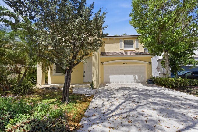 Building Photo - 4808 SW 157th Way