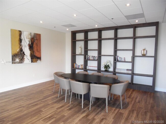 Foto del edificio - 20505 E Country Club Dr
