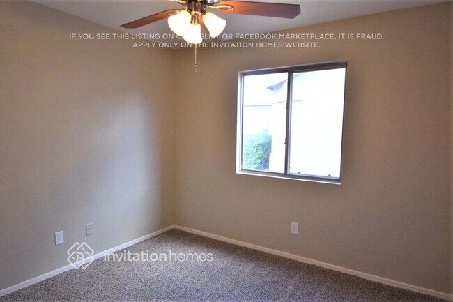 Building Photo - 13693 W Cottonwood St