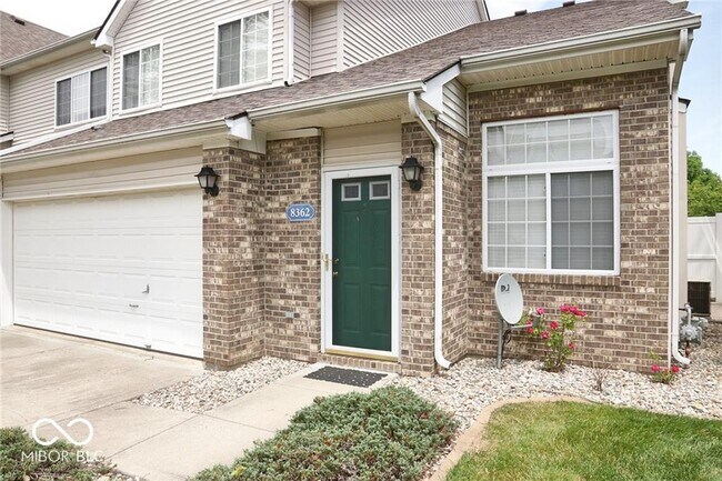 Building Photo - 8362 Enclave Blvd