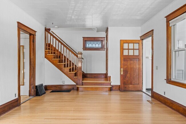 Building Photo - 1625 Selby Avenue