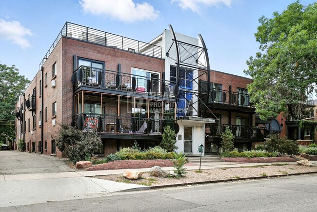 Building Photo - 1045 N Clarkson St