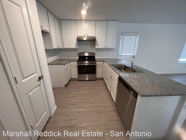 Building Photo - 3 br, 2 bath House - 12015 Overton Way