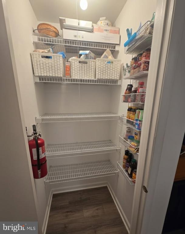 Foto del edificio - 407 Harrier Row