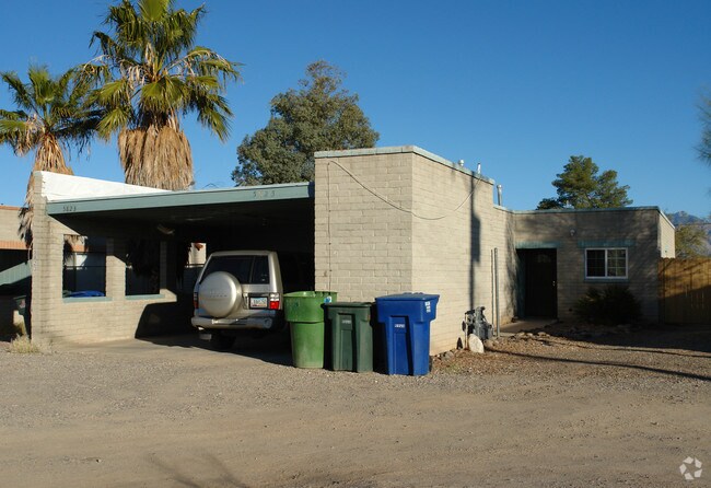 Foto del edificio - 5823-5827 E 29th St