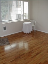 Building Photo - 5101 Ravenna Ave NE