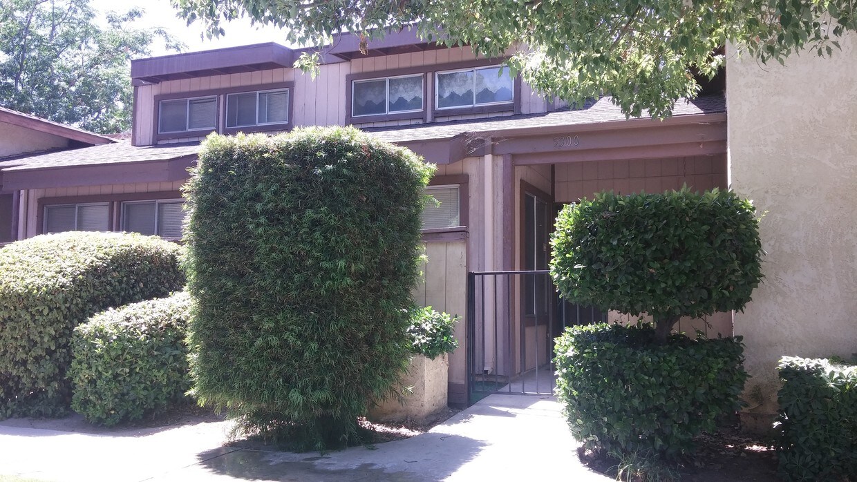 5300 Dunsmuir Rd, Bakersfield, CA 93309 Condo for Rent in Bakersfield