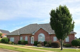 Building Photo - 105 Frisco Ln